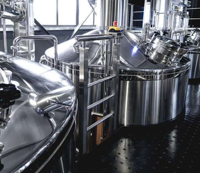craft-beer-brewing-equipment-privat-brewery (3)